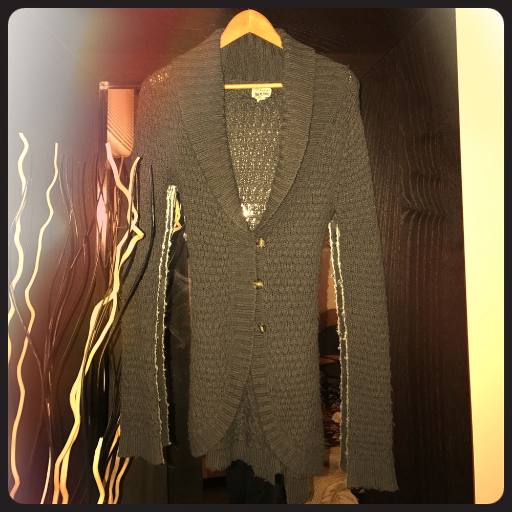 Cable knit cardigan