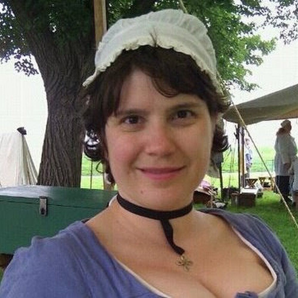 Meet your Posher, Helen