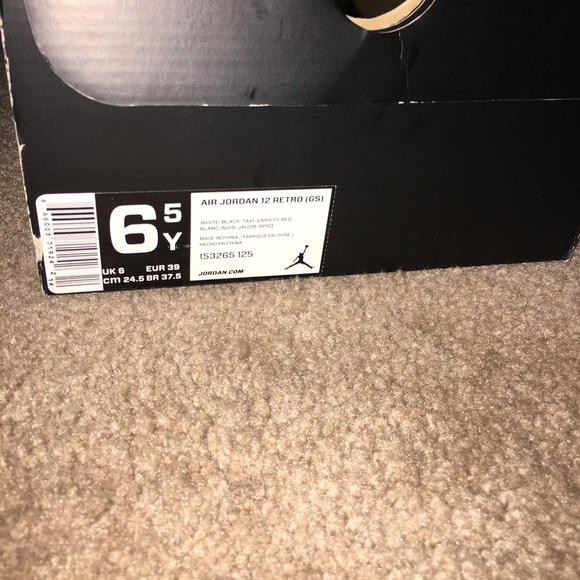 Jordan taxi 12s (2013 release) - Picture 3 of 3