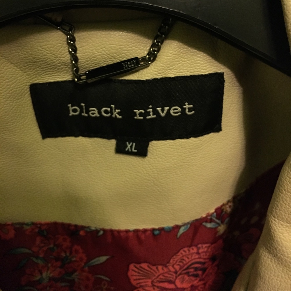 Black Rivet- Motorcycle Style Jacket - Picture 3 of 3