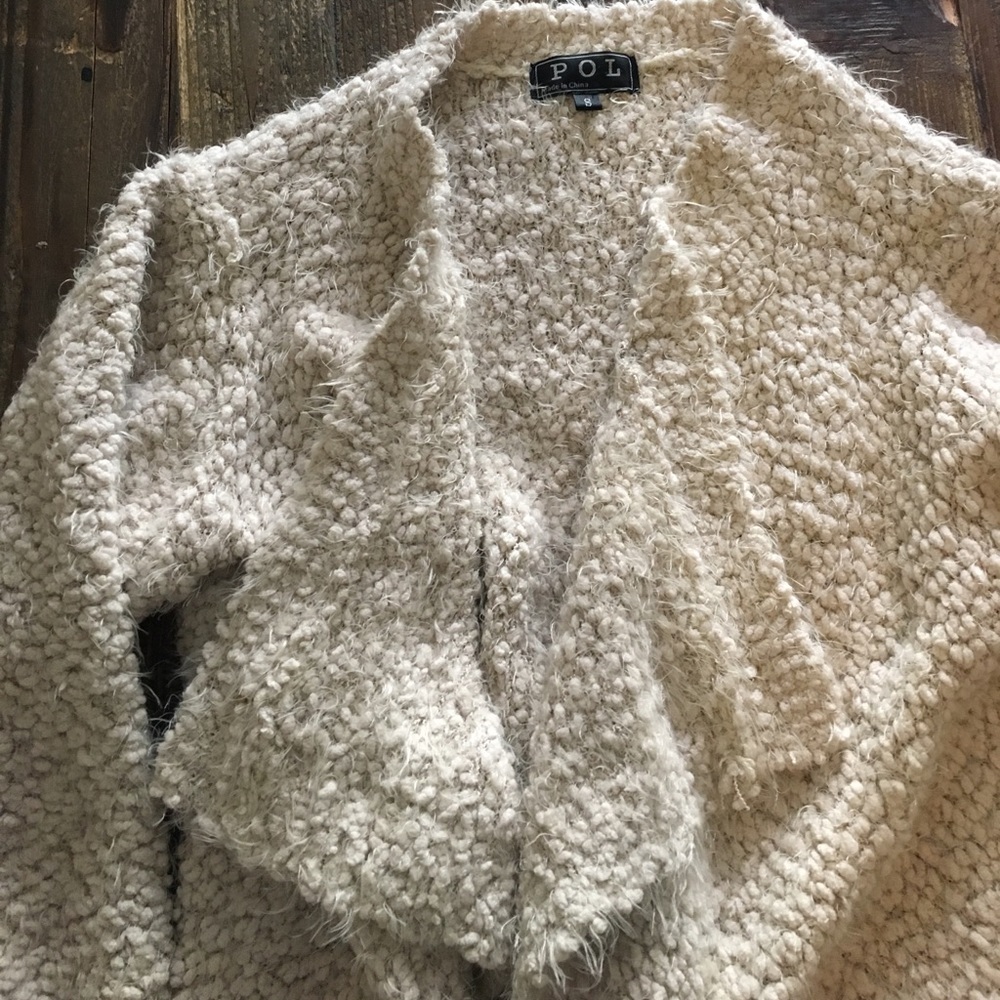 Jacket/ Sweater - Picture 3 of 5