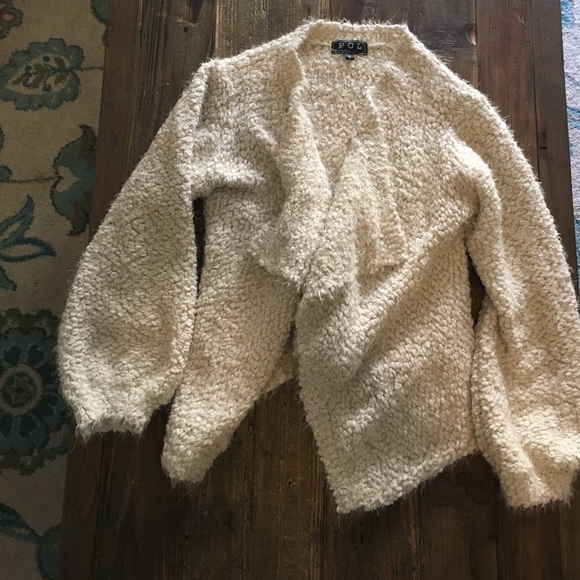 Jacket/ Sweater - Picture 2 of 5