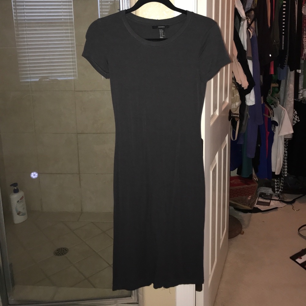 Grey bodycon midi t shirt dress