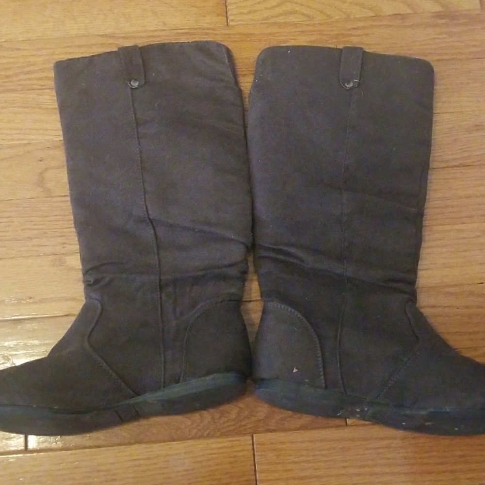 good size 7 a little small so 6.5-7