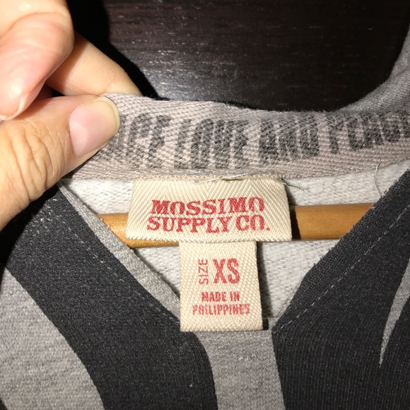 LIVE and LOVE PEOPLE Hoodie - Picture 3 of 3