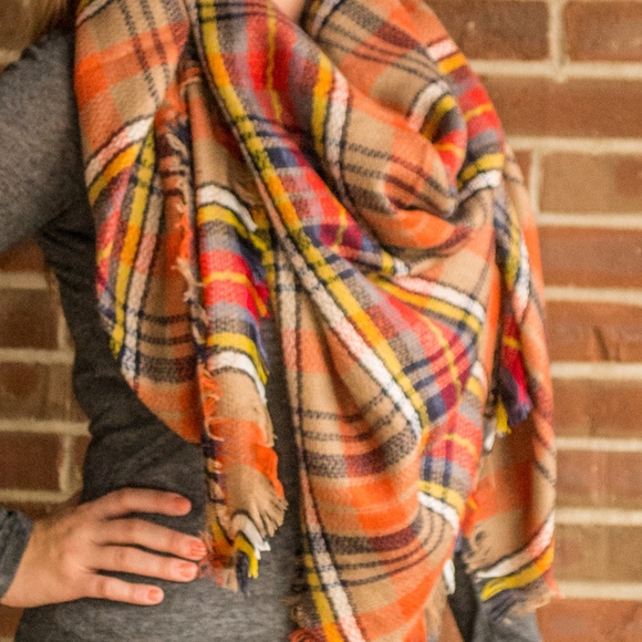 Plaid Blanket Scarf - Picture 4 of 5