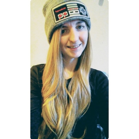 Meet your Posher, Marissa - Picture 1 of 1