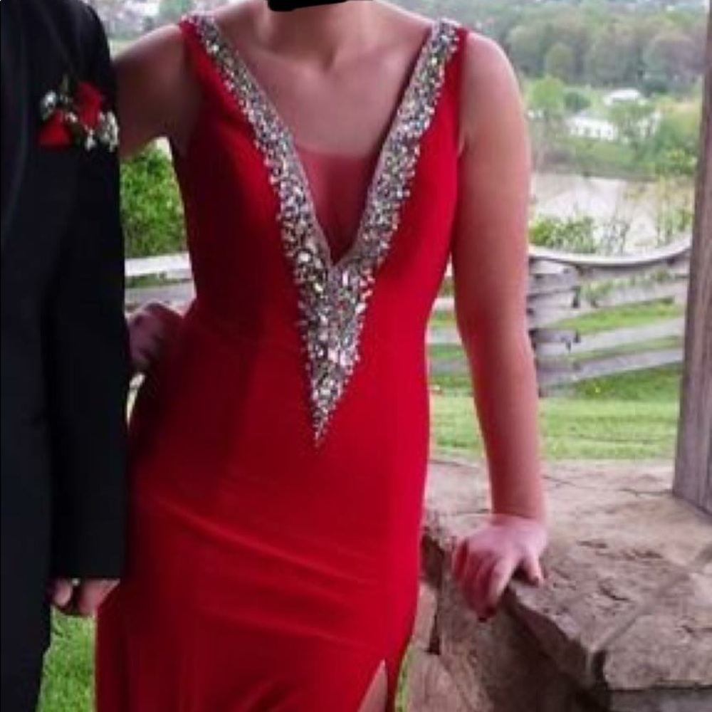 Dress - Picture 3 of 4