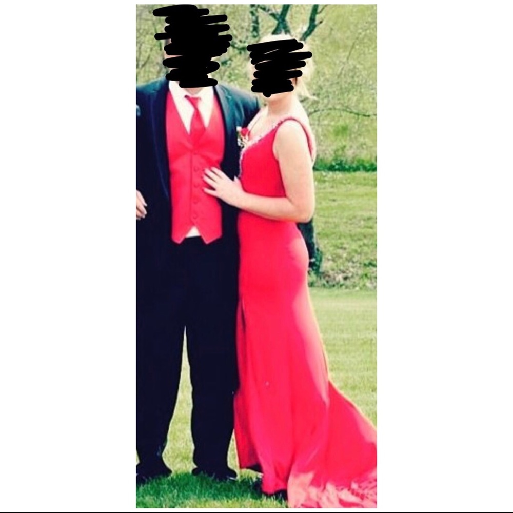 Dress - Picture 2 of 4