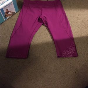 Lululemon crops!