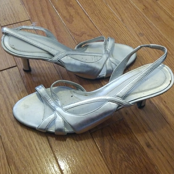 shoes - Picture 1 of 1