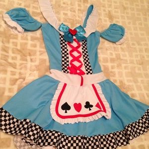 Alice in Wonderland Halloween Costume