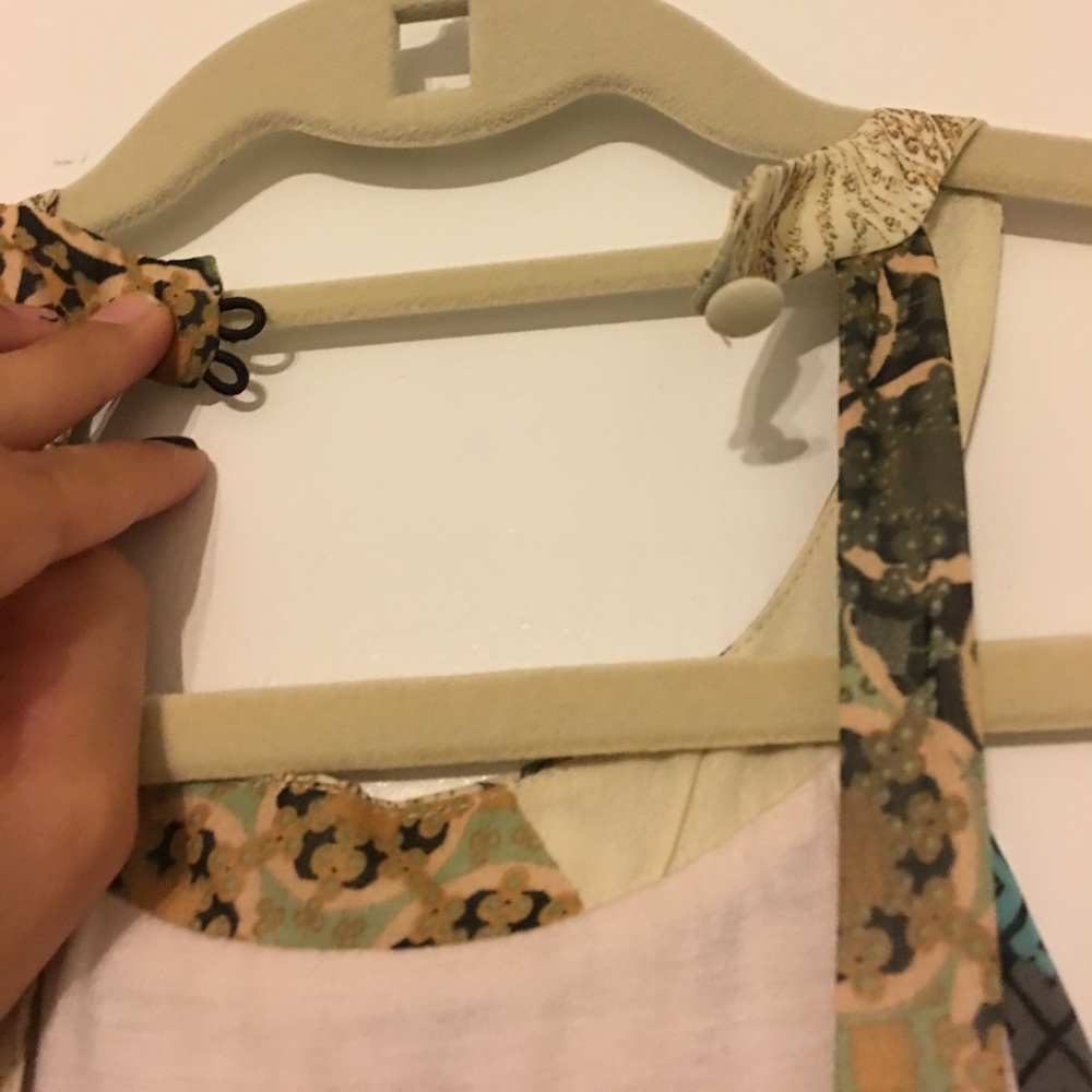 Dress - Picture 4 of 5