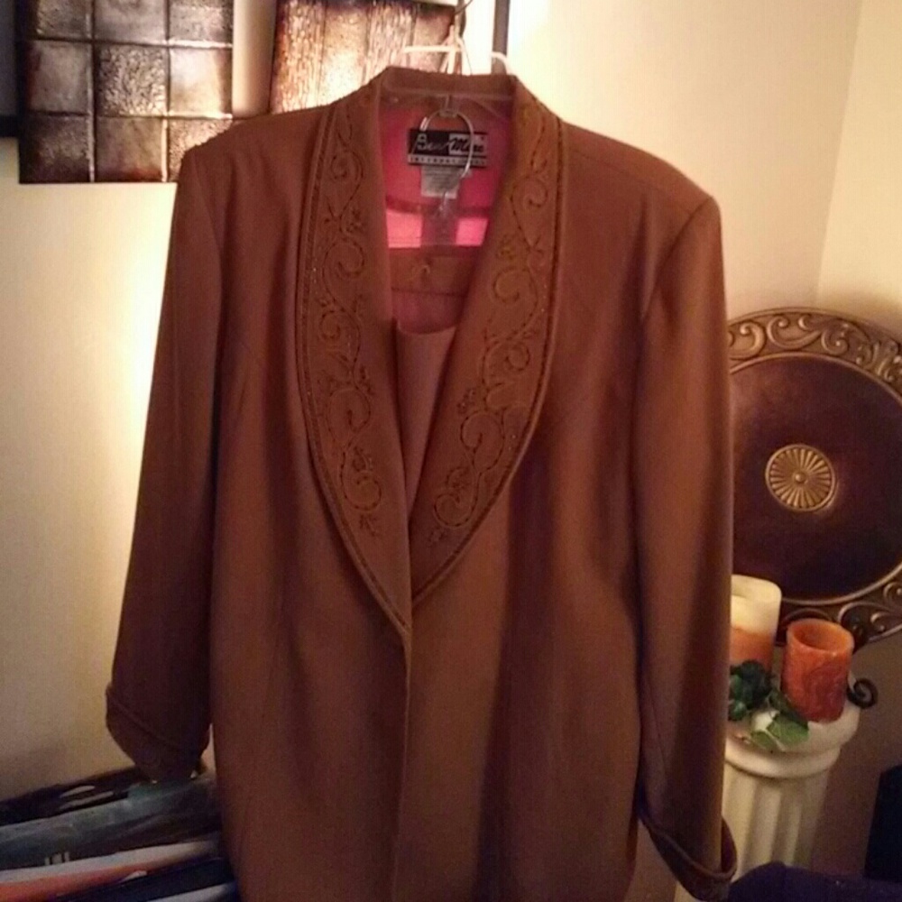 Ladies Suits