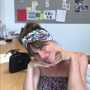 Meet your Posher, Ariel