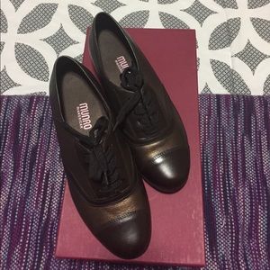 Munro bronze metallic dark brown leather oxfords