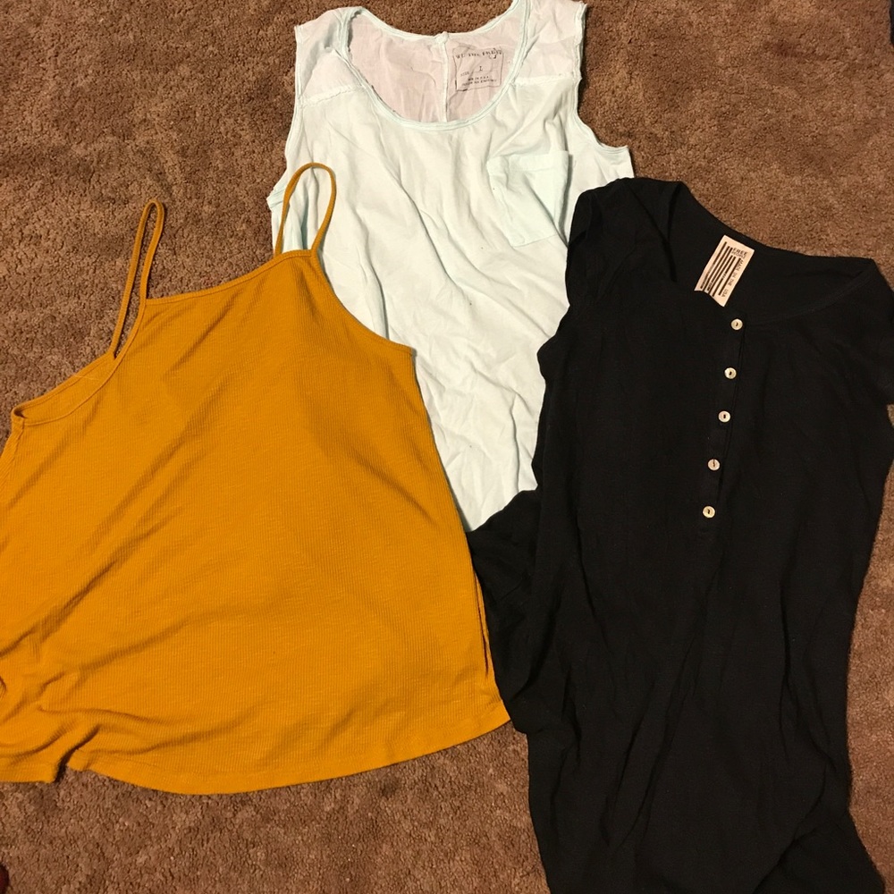 Bundle of Free People shirts. Large