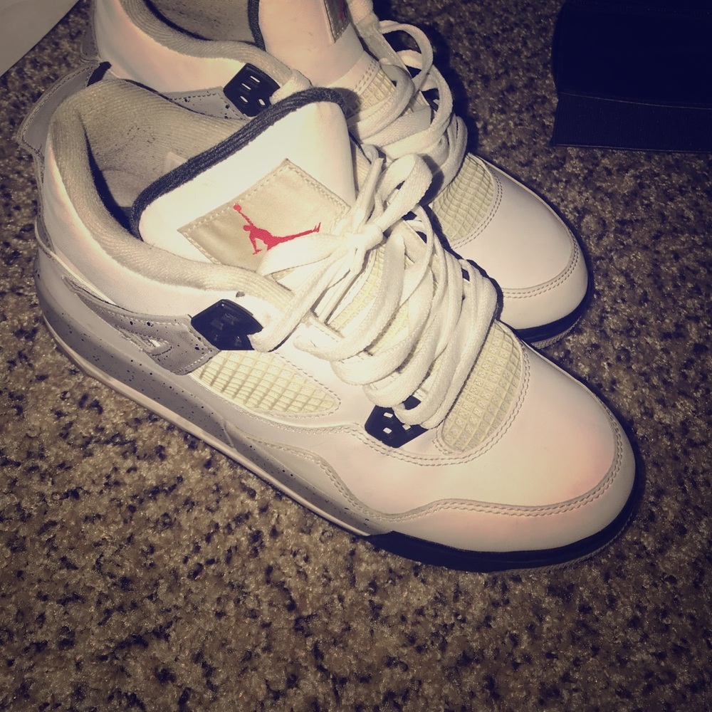 woman cement 4’s