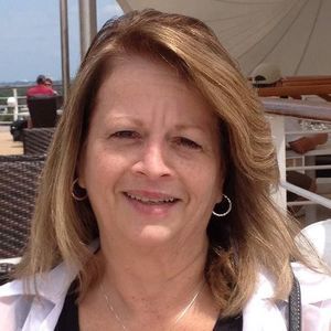 Meet your Posher, Gloria