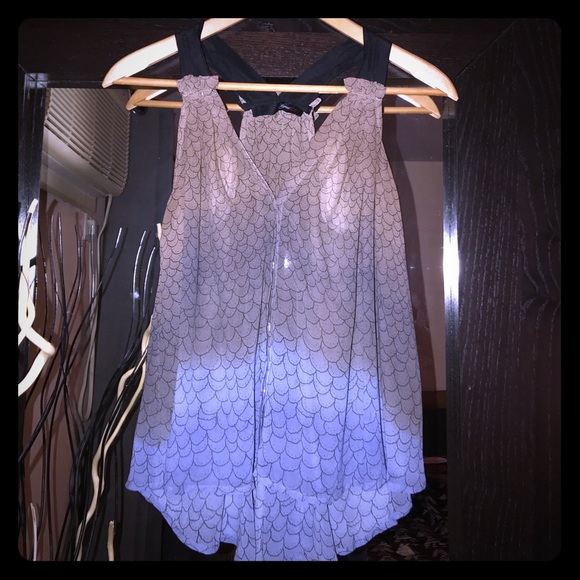 The most gorgeous cami ❤️ - Picture 1 of 3