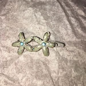 Scunci Flower Hair Clip