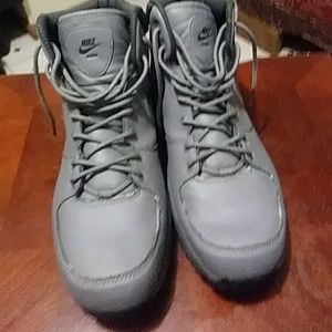 Mens Gray (Manoa) acg boots size 13