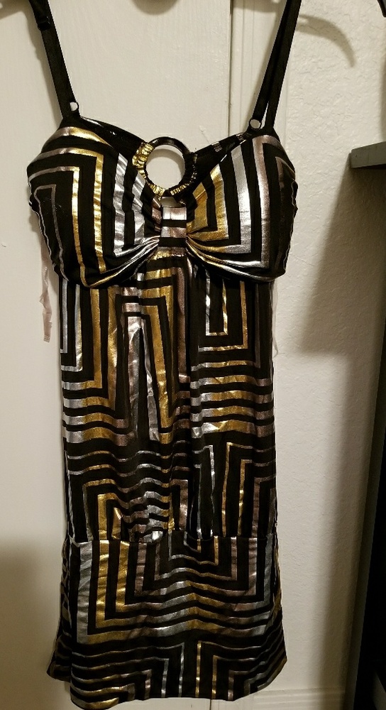 Short dress