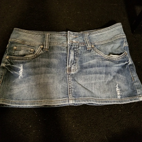 Mini skirt - Picture 1 of 1