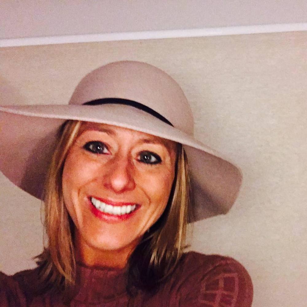 Meet your Posher, Leslie