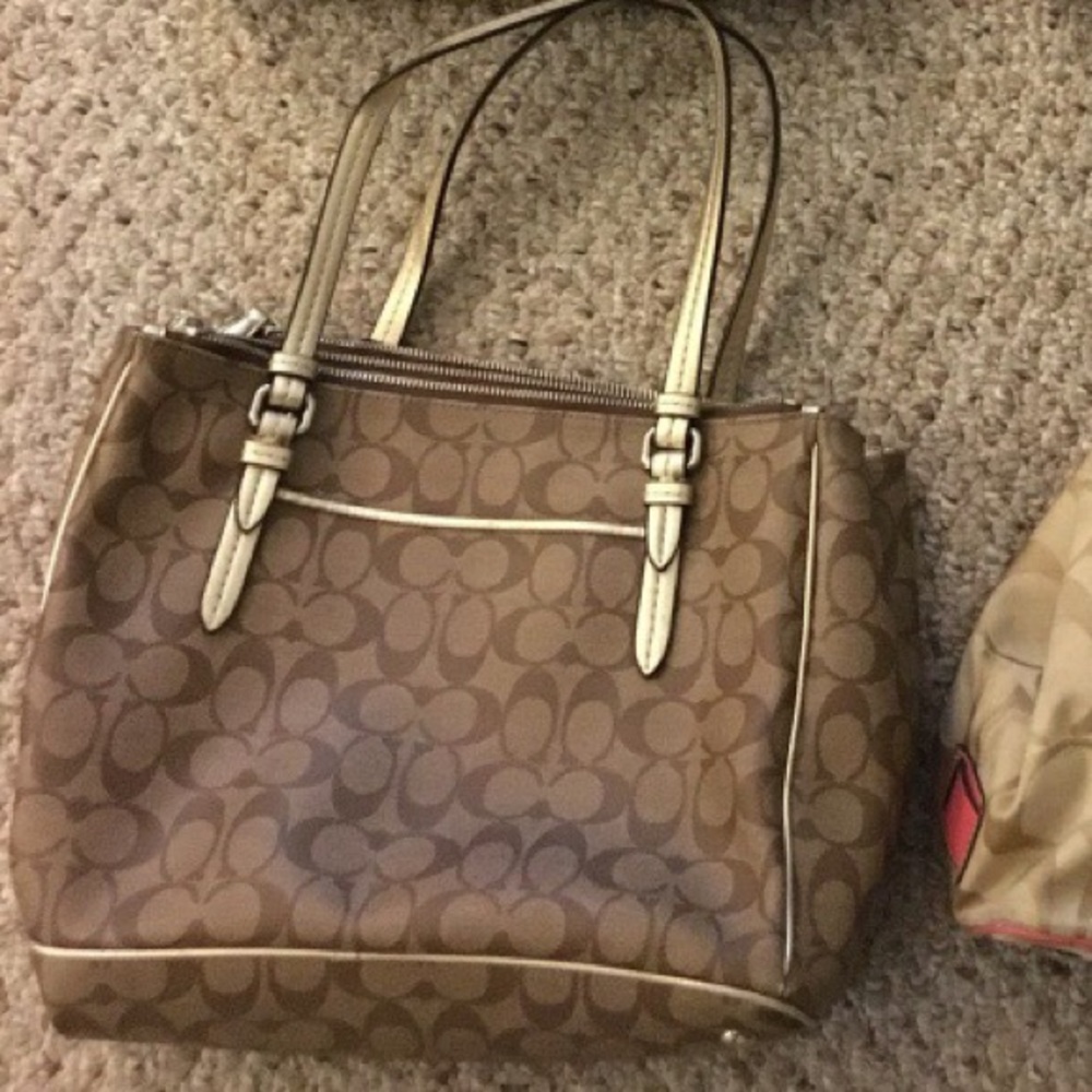Coach purse