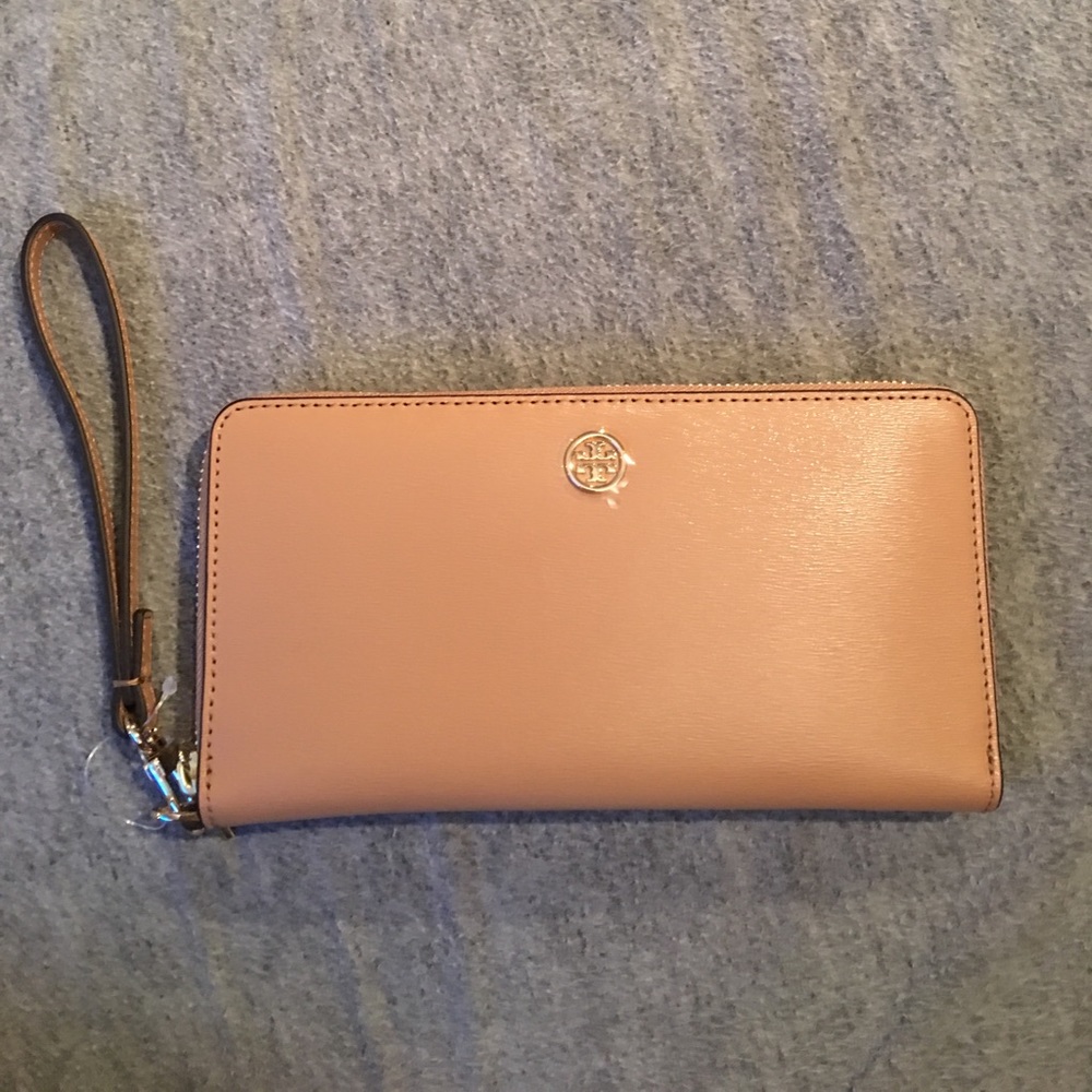 Tory Burch wallet