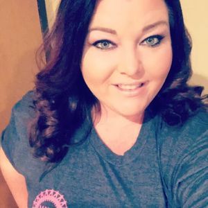 Meet your Posher, Chrissy