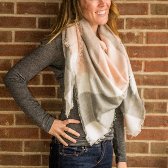 Plaid Blanket Scarf - Picture 3 of 4