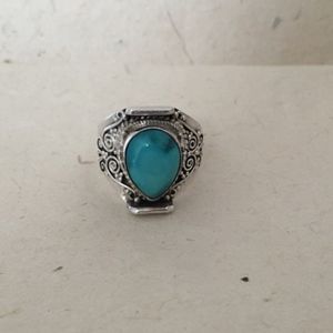 Turquoise sterling silver ring