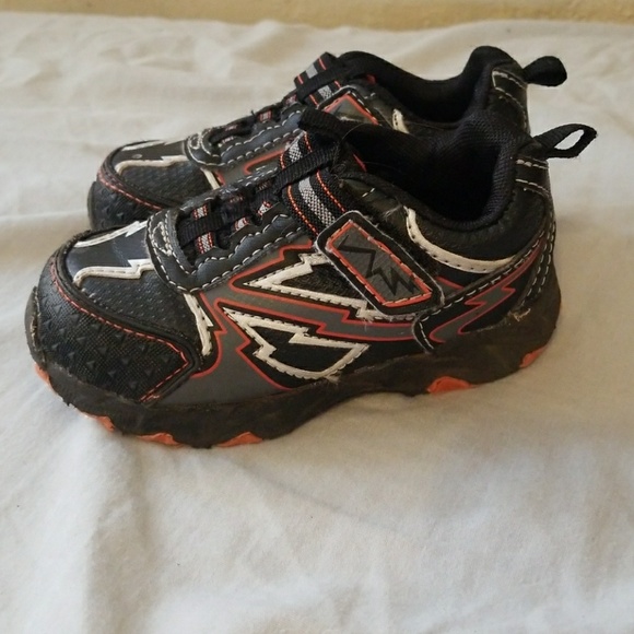 kids shoes - Picture 1 of 1