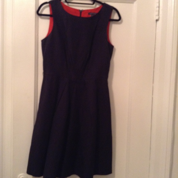 TOMMY HILFIGER. CLASSIC BLUE AND RED DRESS - Picture 7 of 8