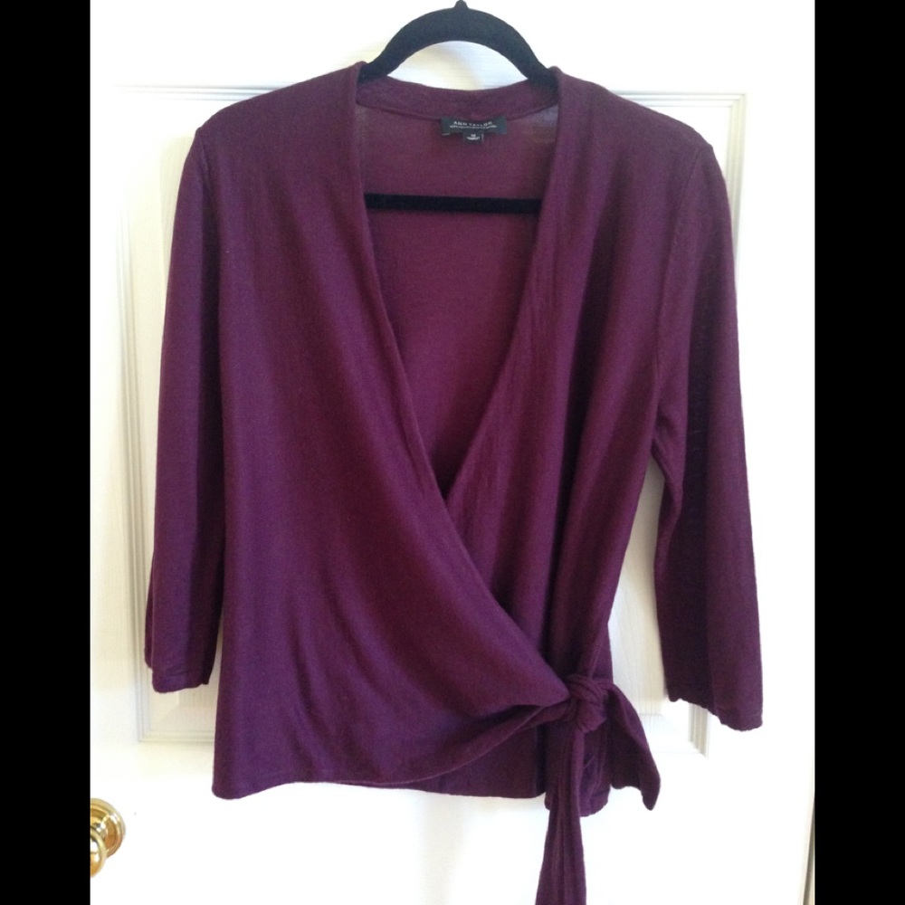 ANN TAYLOR BURGANDY WRAP TIE FRONT SWEATER