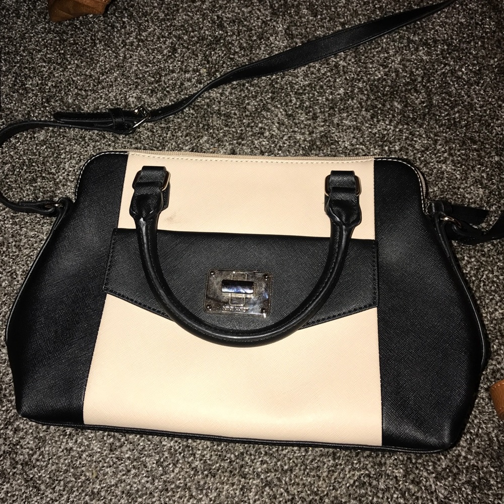 NineWest Purse