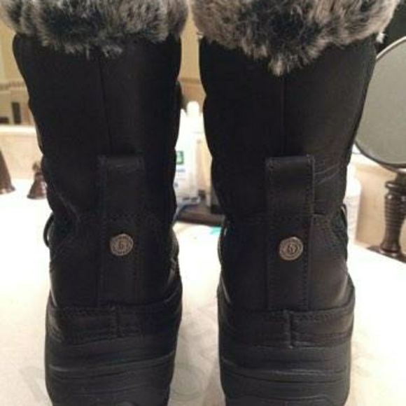 North Face Snow Boots - Picture 3 of 6