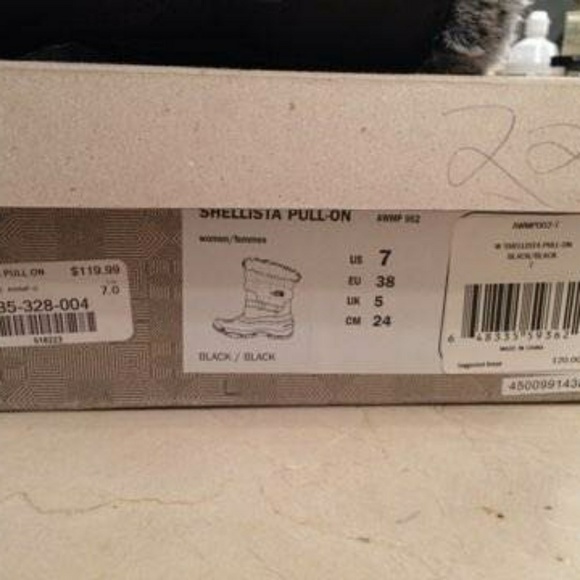 North Face Snow Boots - Picture 5 of 6