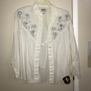 Western wear white long sleeve button up