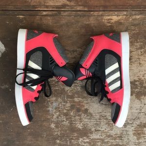 Adidas pink/grey/black 9.5 sneakers