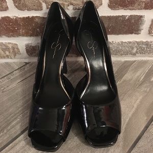 NWOB Jessica Simpson Black Patent heels