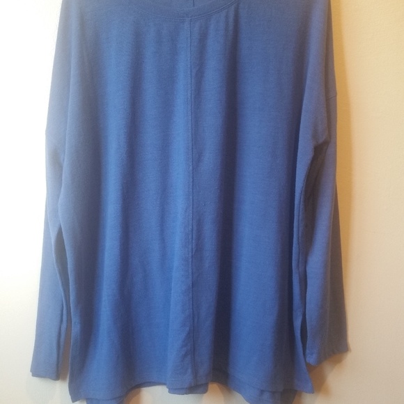 Pullover - Picture 2 of 3