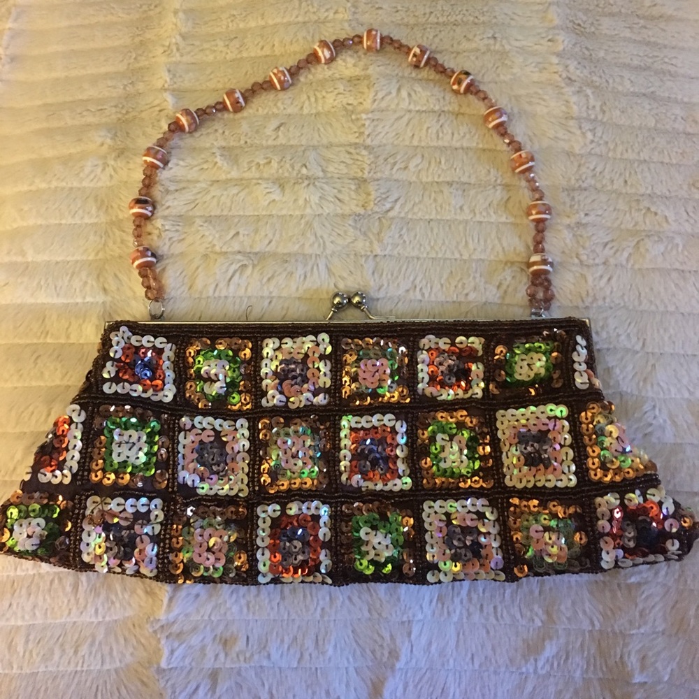 Small sparkly clutch