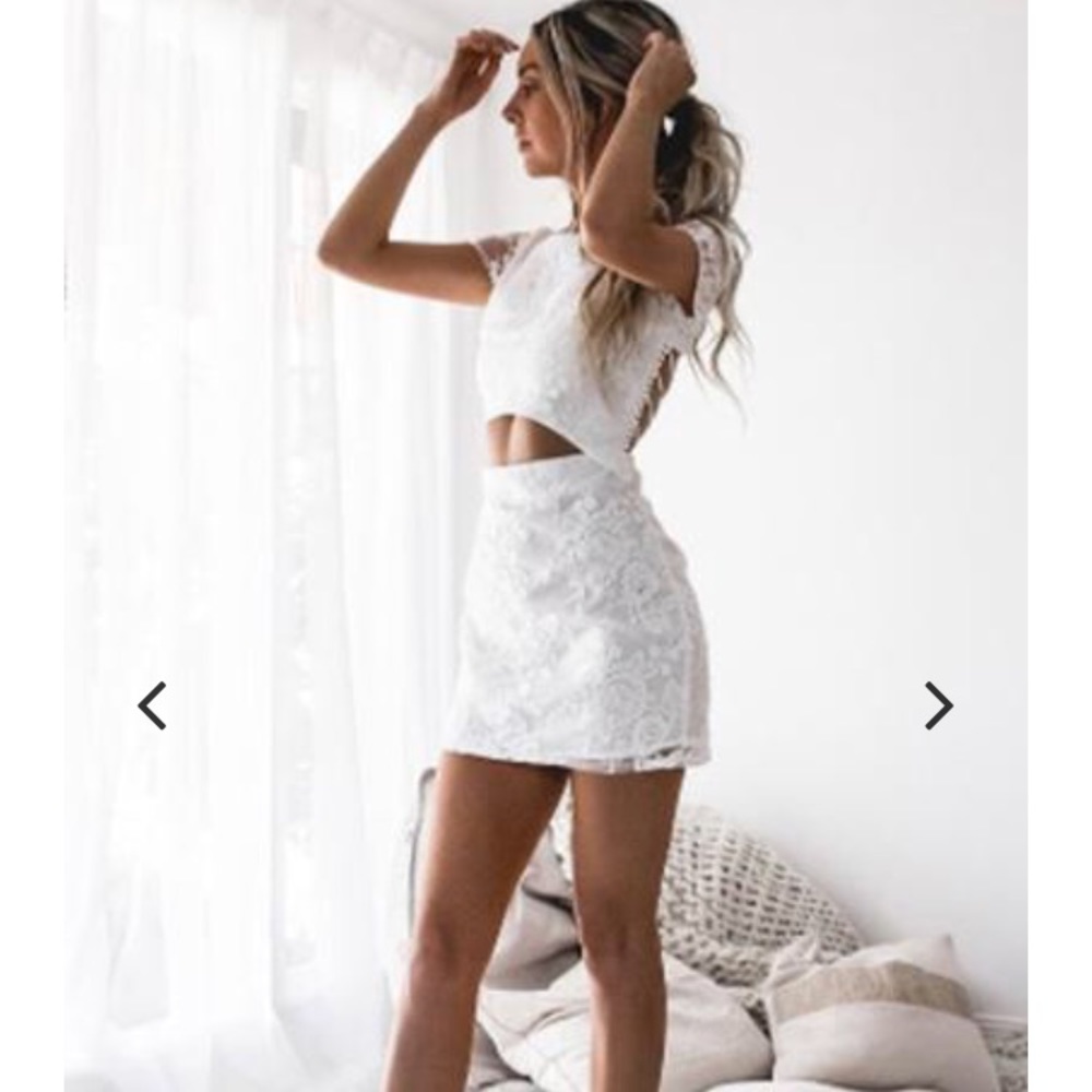 NWT Xenia Boutique Shay lace dress
