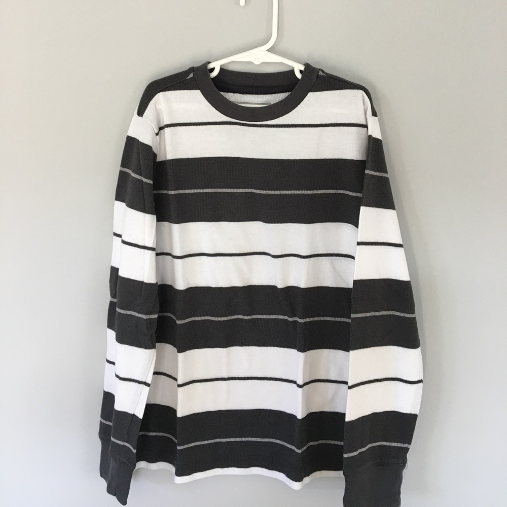 NWOT Urban Pipeline Long Sleeve