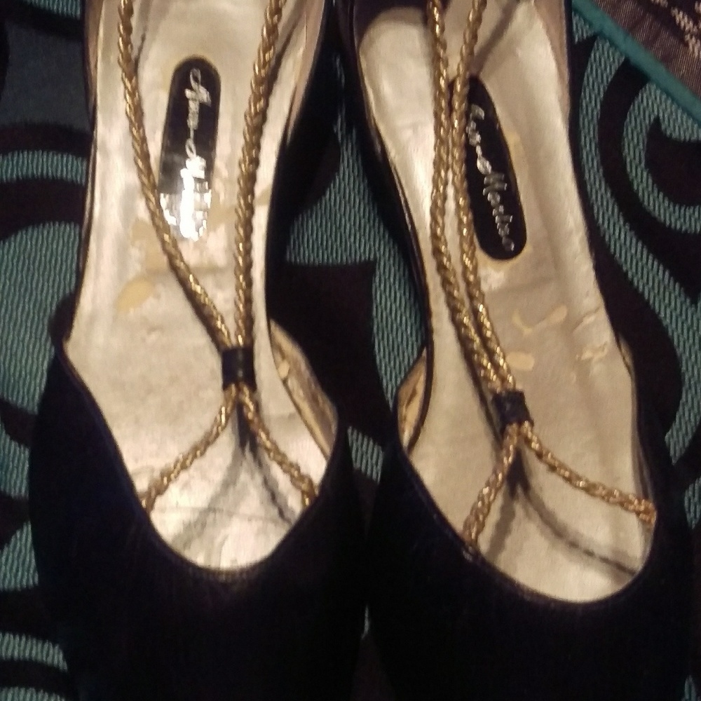 Ann Morino Leather Gold Cord Shoes
