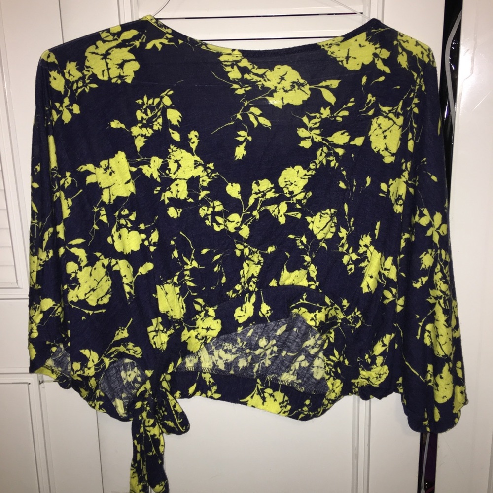 Cropped Floral Shirt
