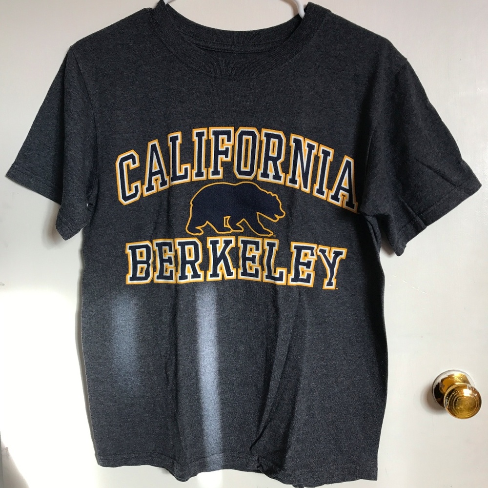 🚨2 for $10🚨 Cal Berkeley Men's T-Shirt